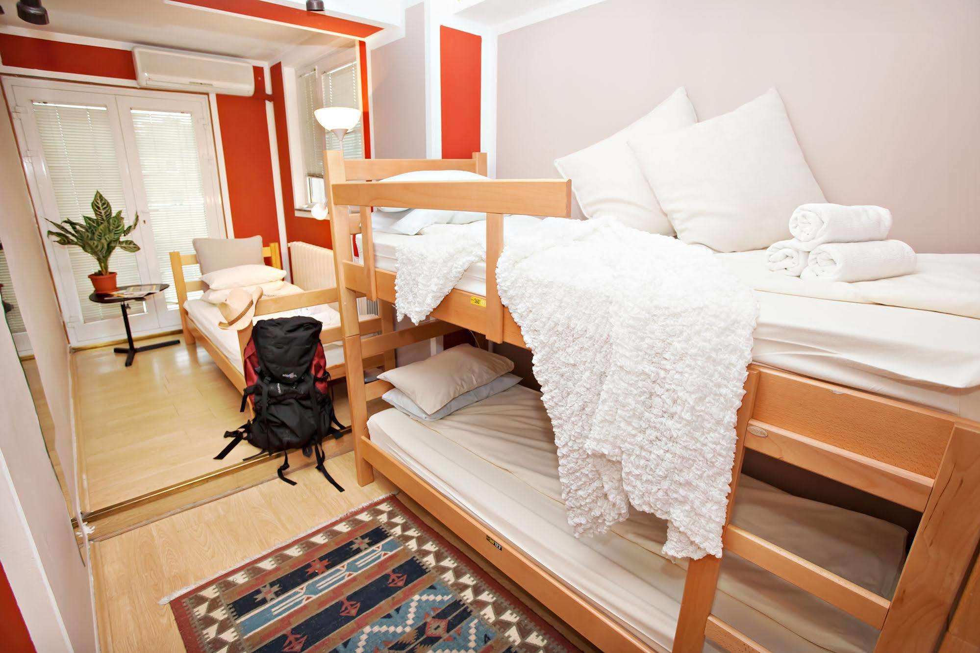 Hostel Bed&Coffee 360° Beograd Eksteriør billede